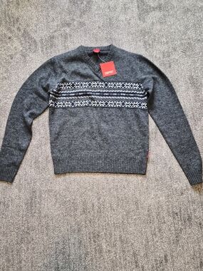 Esprit Men’s Gray Fair Isle Crewneck Sweater